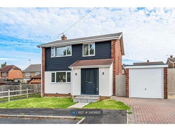 3 Bedroom Detached House To Rent In Pendennis Close, Basingstoke, RG23