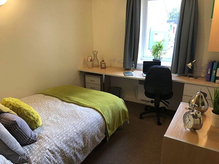 1 Bedroom Flat To Rent In Great Horton Road, Bradford, BD7