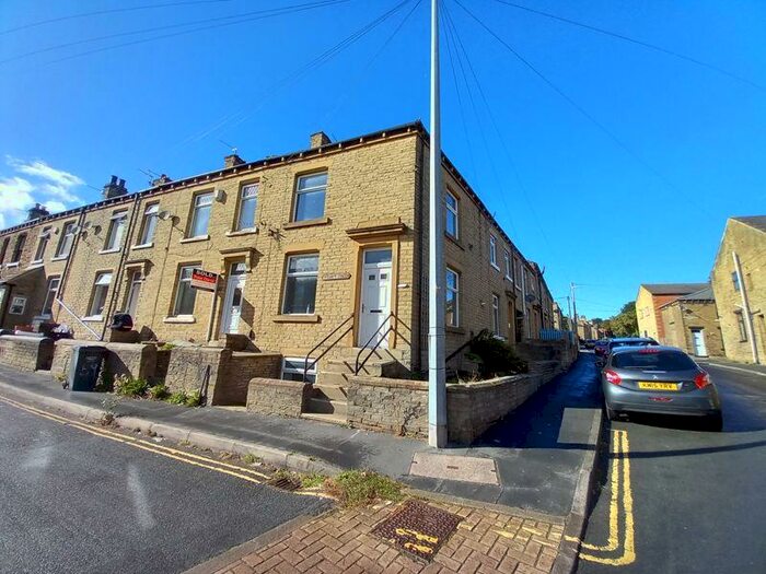 2 Bedroom Terraced House To Rent In Piggott Street, Brighouse, HD6