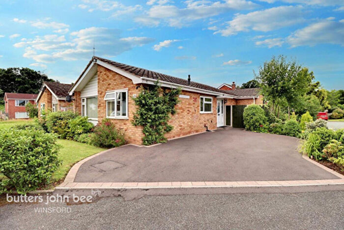 2 Bedroom Detached Bungalow For Sale In Carisbrook Drive, Winsford, CW7