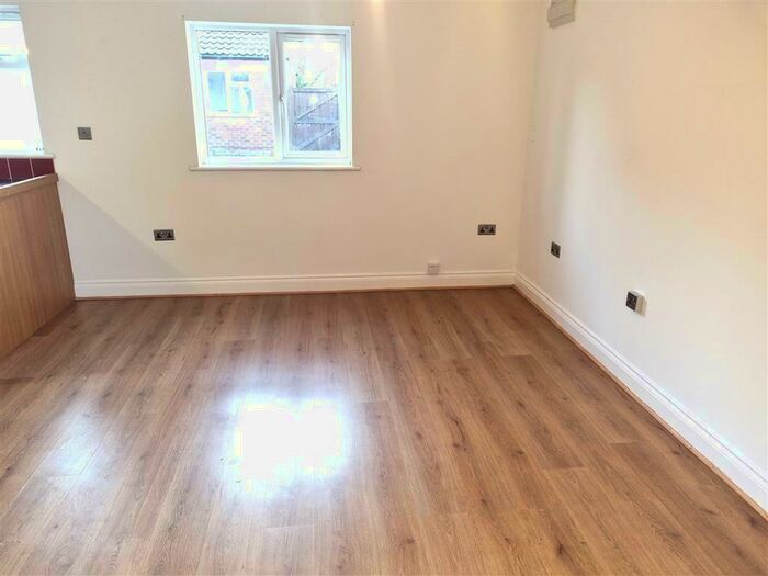 Studio To Rent In Wisbech Road, Outwell, Wisbech, PE14
