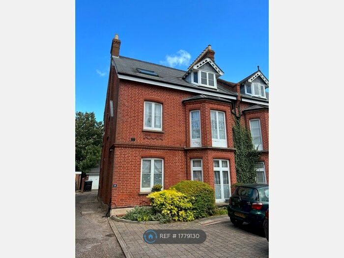 2 Bedroom Flat To Rent In Ditton Road, Surbiton, KT6