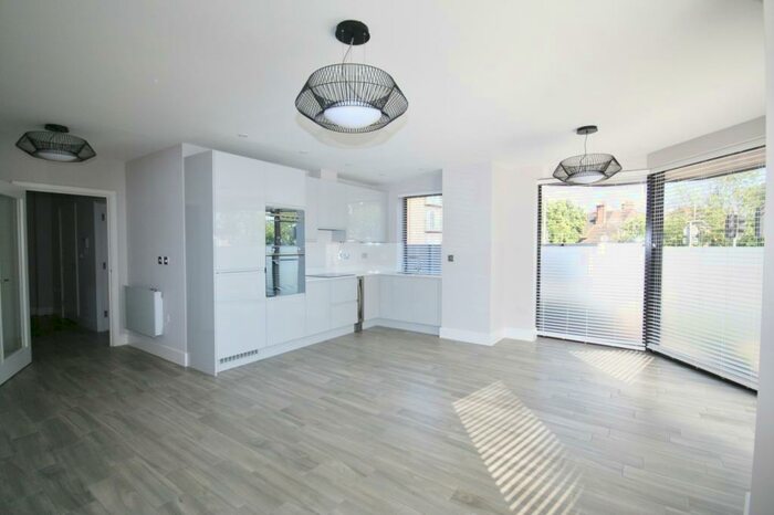 1 Bedroom Apartment To Rent In Saint Leonards House, Saint Leonards Road, Berkshire, SL4