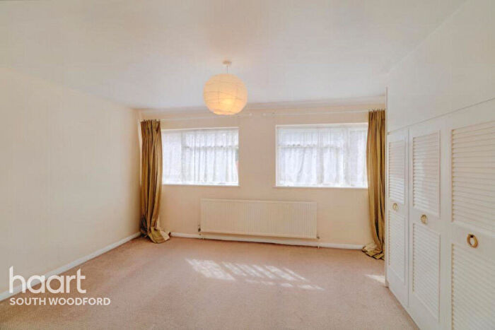 3 Bedroom End Of Terrace House To Rent In Wigram Road, London, E11