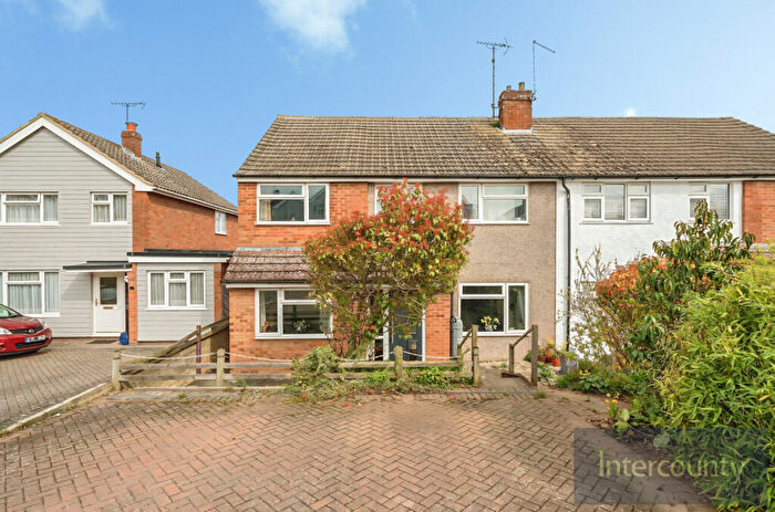 4 Bedroom Semi Detached House To Rent In Old Mill Road, Saffron Walden, Essex, CB11