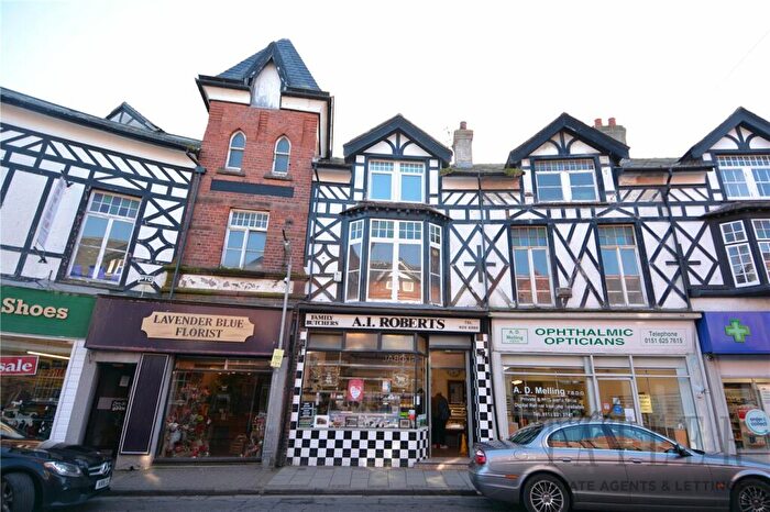 2 Bedroom Maisonette To Rent In The Crescent, West Kirby, Wirral, CH48