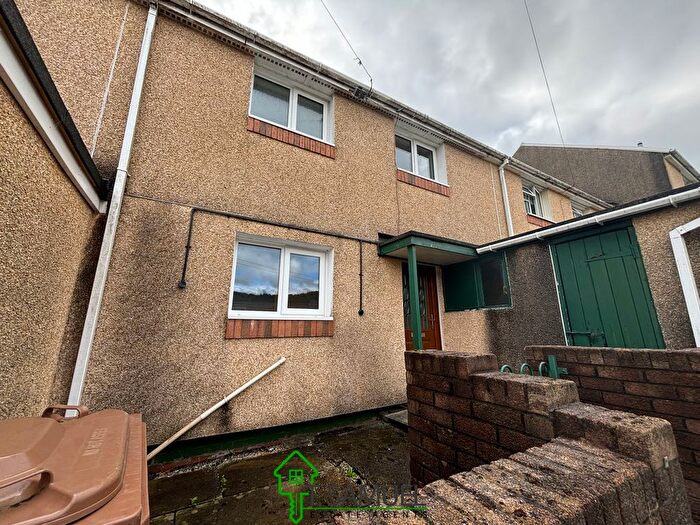 3 Bedroom Terraced House To Rent In Fernhill, Mountain Ash, CF45