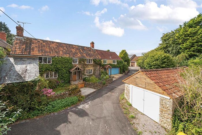4 Bedroom Detached House For Sale In Bishops Lane, Hardington Mandeville, Yeovil, BA22