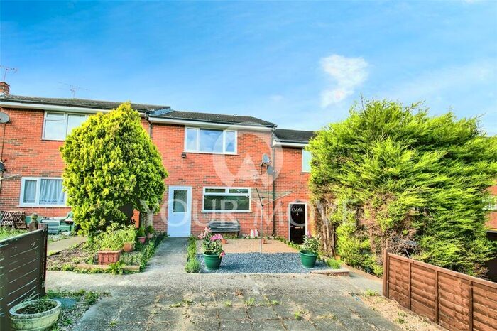 1 Bedroom Flat To Rent In Bevis Close, Dartford, DA2