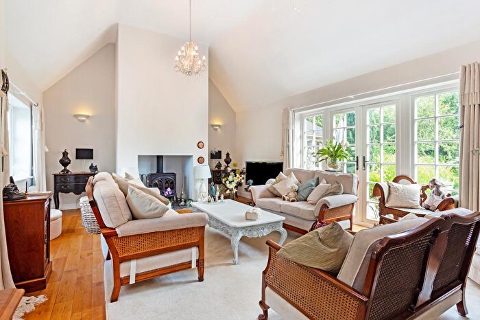 4 Bedroom Detached House For Sale In Holtwood, Wimborne, Dorset, BH21