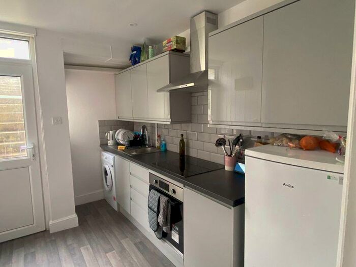 4 Bedroom Terraced House To Rent In Coombe Road, Brighton, BN2