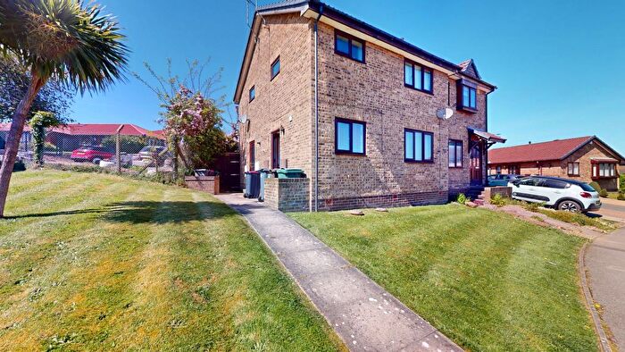 1 Bedroom Town House To Rent In Bradshaw Avenue, Treeton, Rotherham, S60