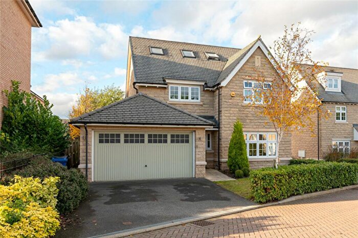 5 Bedroom Detached House For Sale In Barwick Place, Newton Kyme, LS24