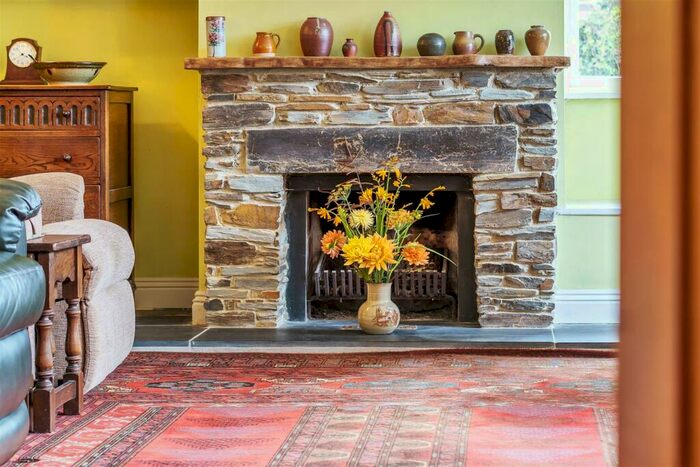 6 Bedroom Detached House For Sale In Par, PL24