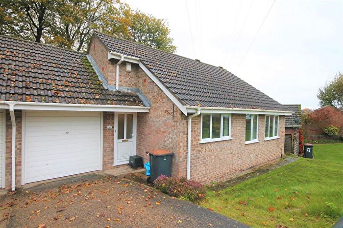 3 Bedroom Semi-Detached Bungalow To Rent In Old Trough Way, Harrogate, HG1