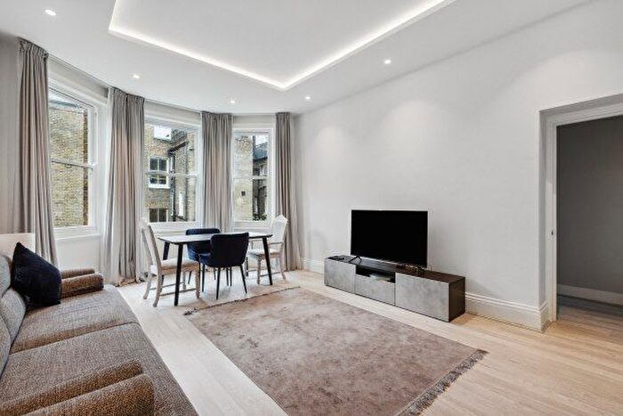 2 Bedroom Flat To Rent In Warwick Road, London, SW5