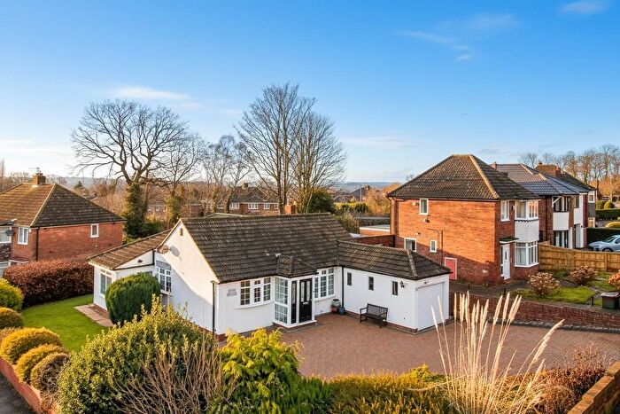2 Bedroom Detached Bungalow For Sale In Pledwick Lane, Sandal, Wakefield, WF2
