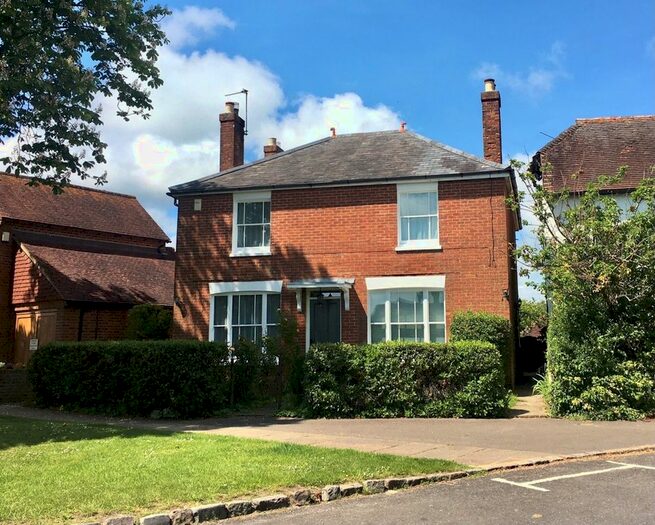 4 Bedroom Cottage To Rent In Garmans, Newpound Lane, Wisborough Green, Billingshurst, RH14