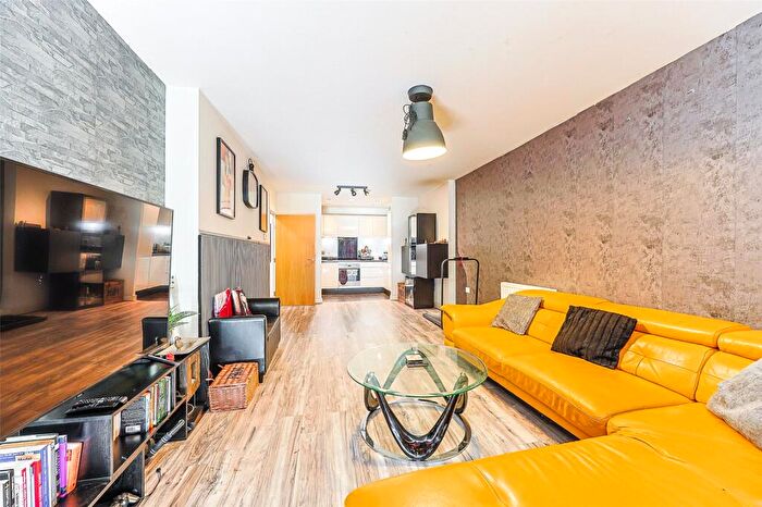 2 Bedroom Apartment For Sale In Telegraph Avenue, Colindale, NW9
