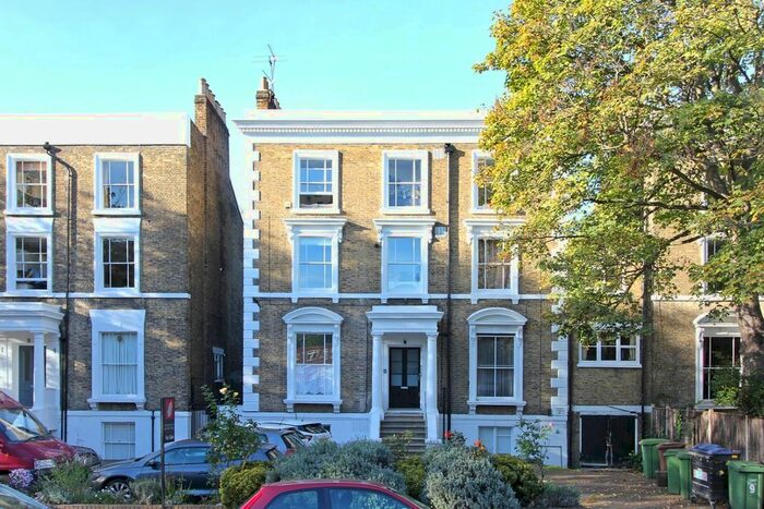 1 Bedroom Flat To Rent In De Crespigny Park, London, SE5
