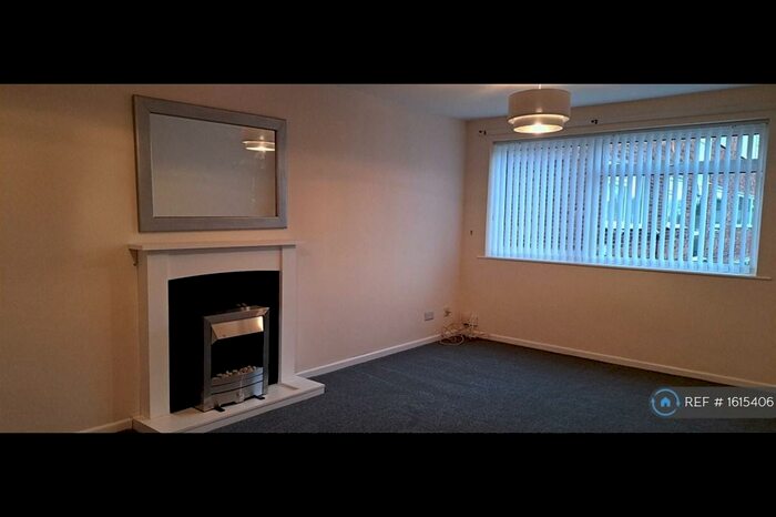 2 Bedroom Flat To Rent In Wood Court, Coventry, CV2