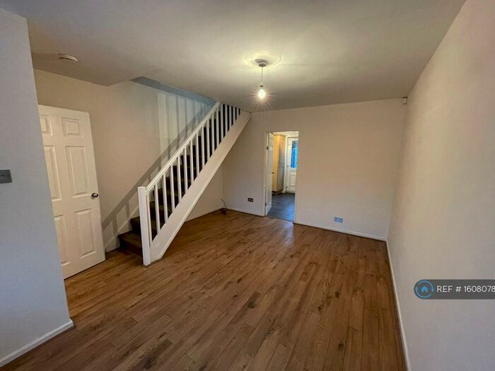 2 Bedroom End Of Terrace House To Rent In Dominic Close, Manchester, M23