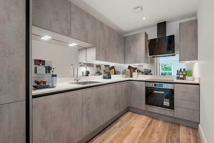 1 Bedroom Flat To Rent In Sherman Road Bromley, BR1