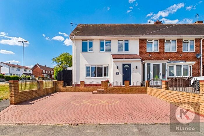 3 Bedroom End Of Terrace House For Sale In Newells Road, Birmingham, B26