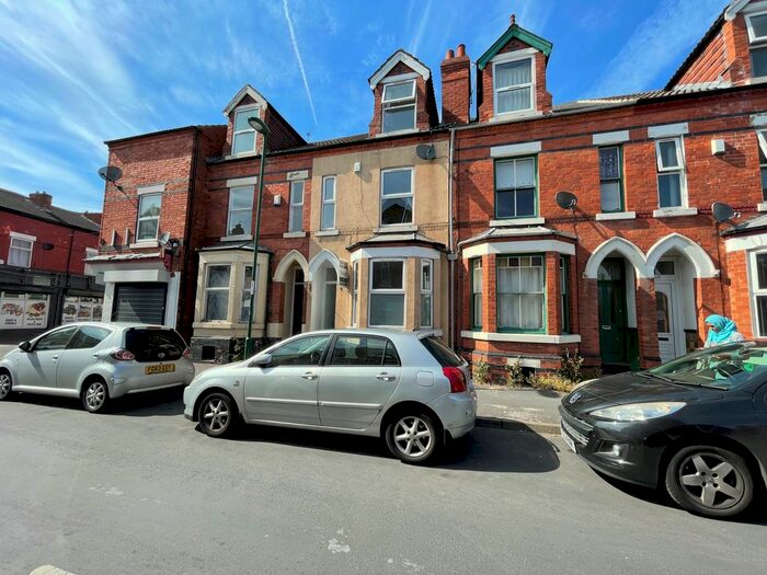 3 Bedroom Terraced House To Rent In Berridge Road, Forest Fields, Nottingham, NG7