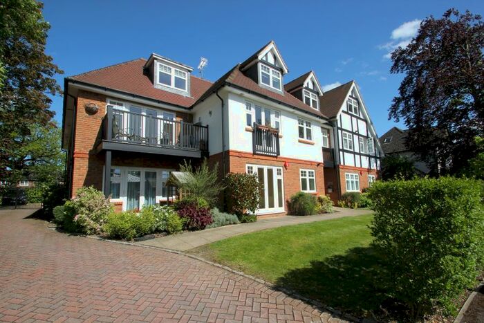 1 Bedroom Apartment To Rent In Woking, GU22