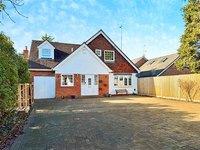 5 Bedroom Detached House For Sale In Denmark Avenue, Woodley, Reading, RG5