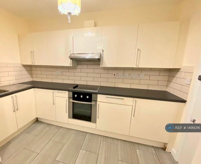 Studio To Rent In Royal College Street, Camden, NW1