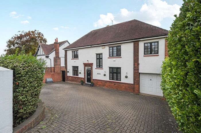6 Bedroom Detached House For Sale In Priestfields, Borstal, Rochester, ME1