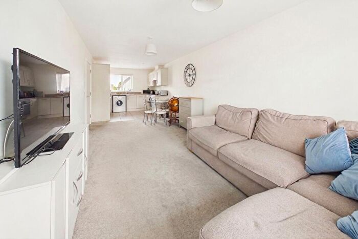 1 Bedroom Flat For Sale In Hopsack Road, Hingham, Norwich, NR9
