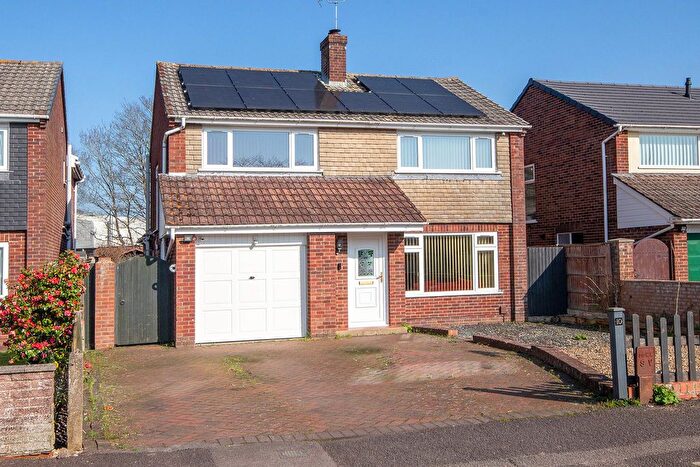 4 Bedroom Detached House For Sale In Greenfields Avenue, Totton, SO40