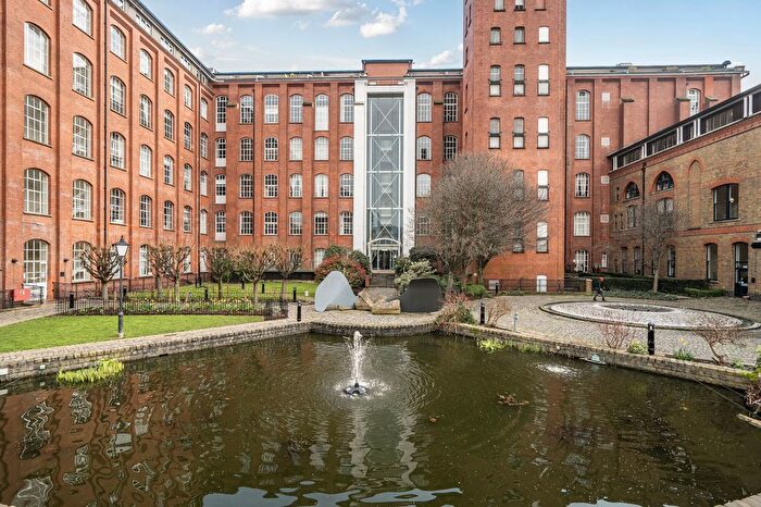 1 Bedroom Studio For Sale In Fairfield Road, Bow Quarter, E3