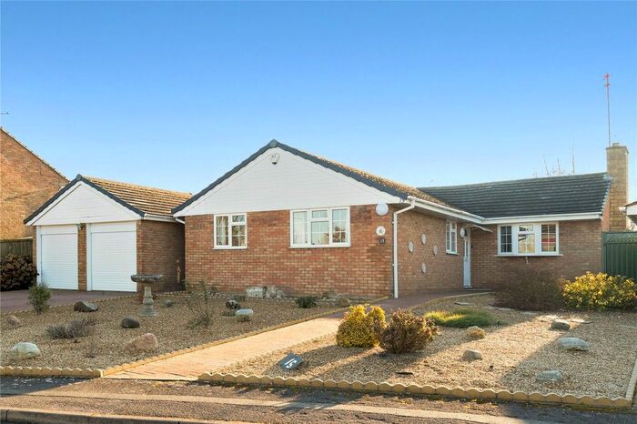 3 Bedroom Bungalow For Sale In Church Leys, Evenley, Brackley, NN13