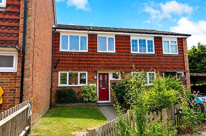 3 Bedroom Property For Sale In Southdene, Halstead, Sevenoaks, TN14
