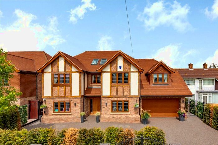 5 Bedroom Detached House To Rent In Parkstone Avenue, Emerson Park, RM11