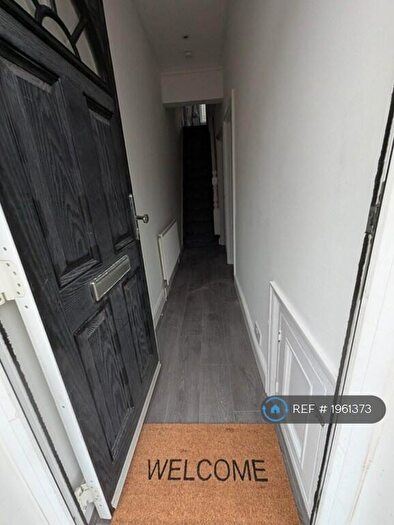 4 Bedroom Terraced House To Rent In Manningham Road, Liverpool, L4