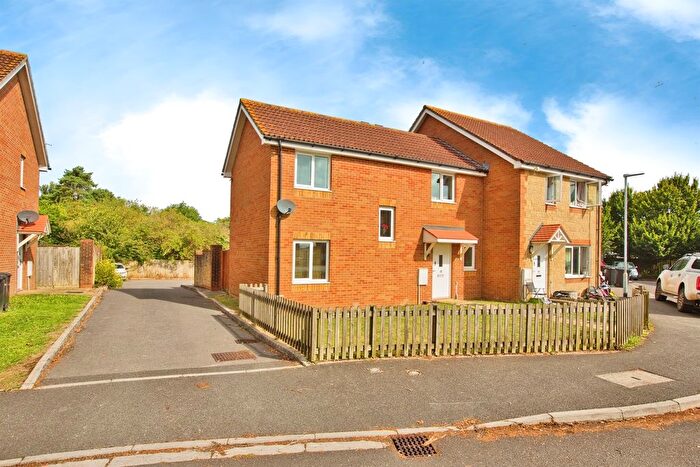2 Bedroom Semi-Detached House For Sale In Stonesfield, Haselbury Plucknett, Crewkerne, TA18