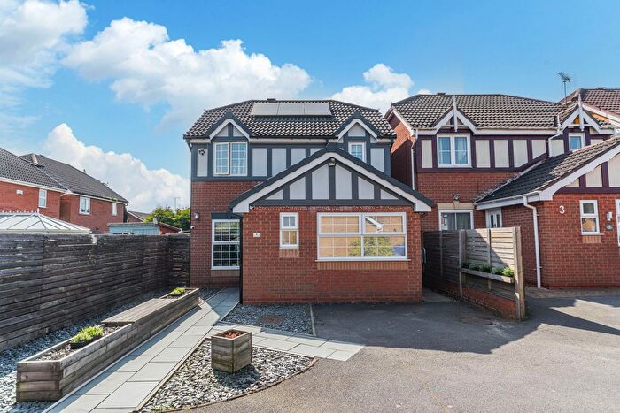 4 Bedroom Detached House For Sale In Cranbrook Court, Mansfield Woodhouse, Mansfield, Nottinghamshire, NG19
