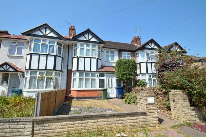 4 Bedroom Terraced House To Rent In Cannon Lane, Pinner, HA5