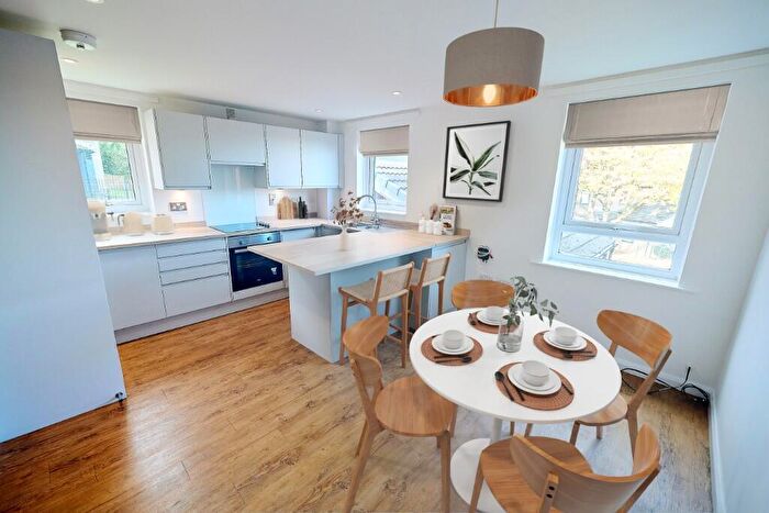 2 Bedroom Apartment To Rent In Kirk Beston Close, Leeds, West Yorkshire, LS11