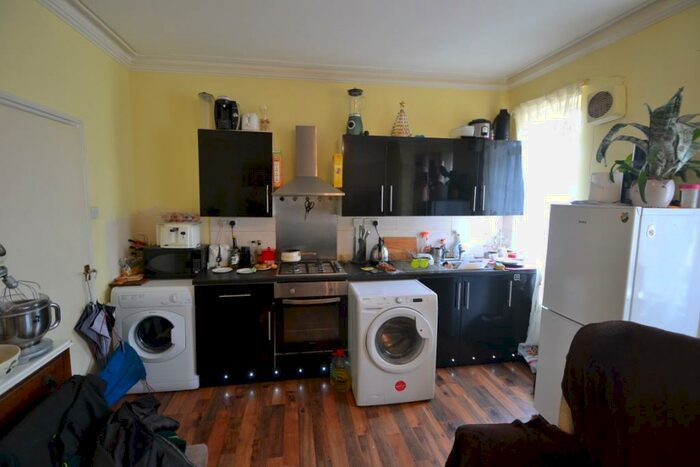 3 Bedroom Semi-Detached House To Rent In Noel Street, Forest Fields, Nottingham, NG7