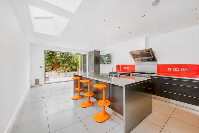 4 Bedroom Terraced House To Rent In Jeddo Road, London, W12