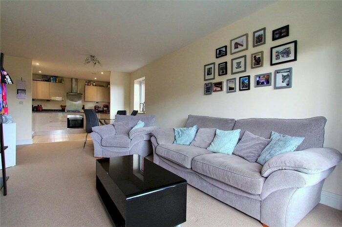2 Bedroom Flat To Rent In Belgrave Court, St. Johns Road, Harrow, HA1