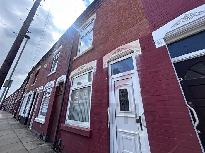 3 Bedroom Terraced House To Rent In Down Street, Belgrave, Leicester, LE4