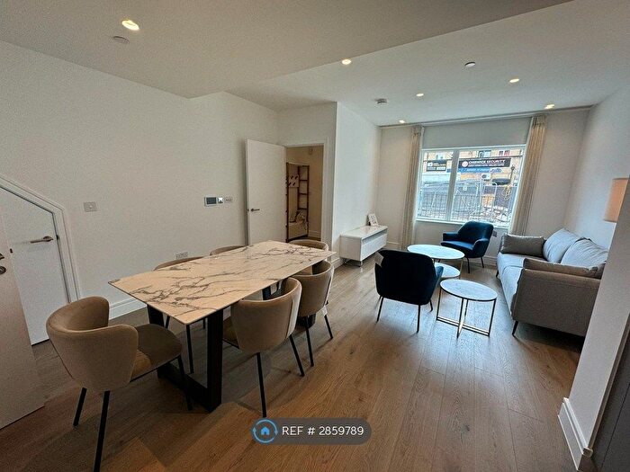 3 Bedroom Terraced House To Rent In Essex Place, London, W4