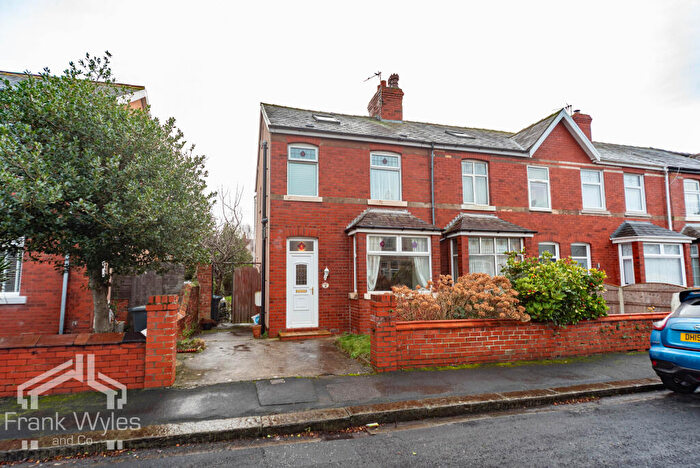 4 Bedroom End Of Terrace House For Sale In Rossendale Road, Lytham St. Annes, Lancashire, FY8
